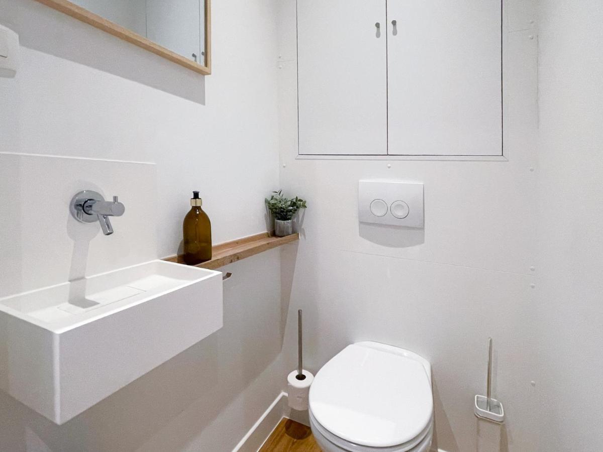 Appartement Spacieux & Calme Avec Vue Sur L'Escaut Турне Екстериор снимка